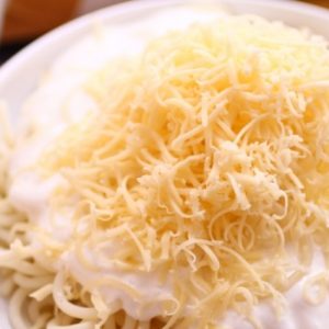 Sajtos tejfölös spagetti